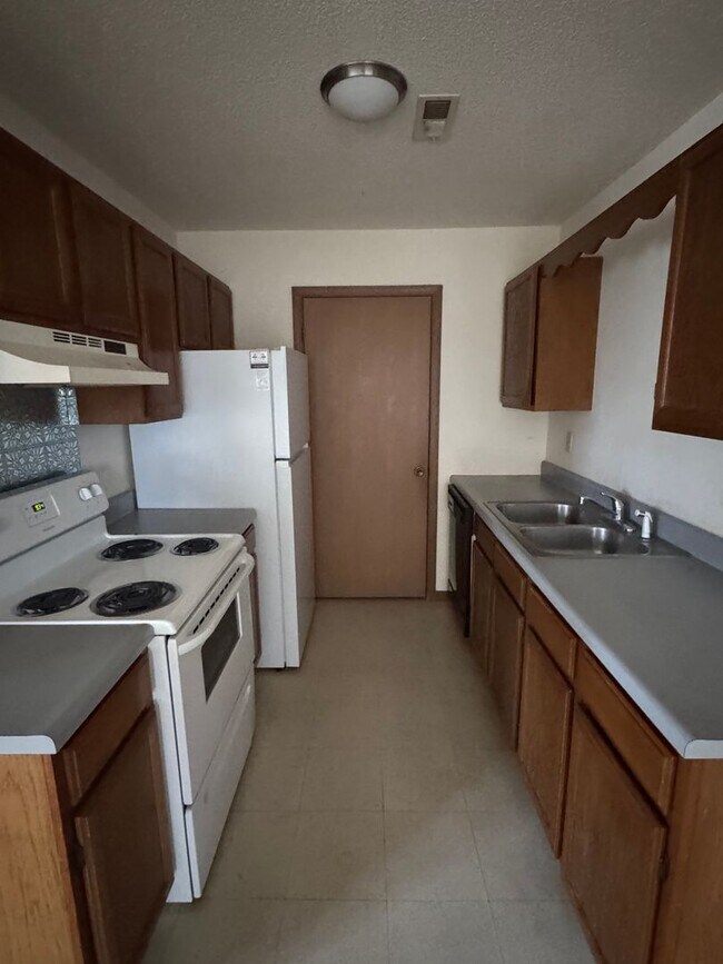 Foto del edificio - 1312-14 Hickam Dr