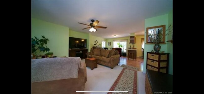 Foto del edificio - 117 Snipsic Lake Rd