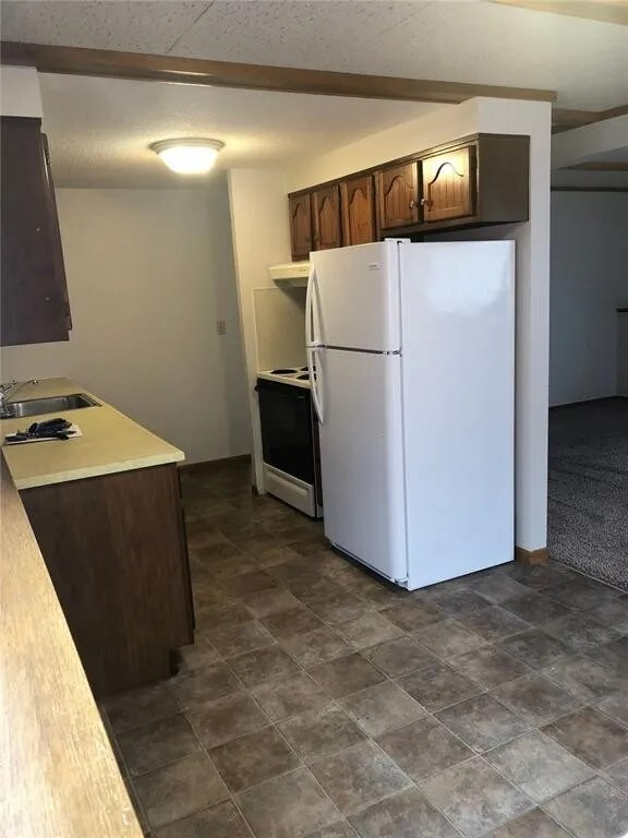 Foto del edificio - 3-5 27th Ave SW