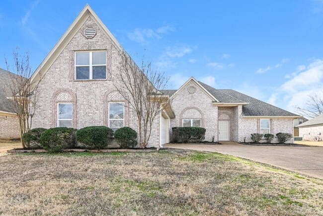 Building Photo - 85 Whispering Ridge Cove