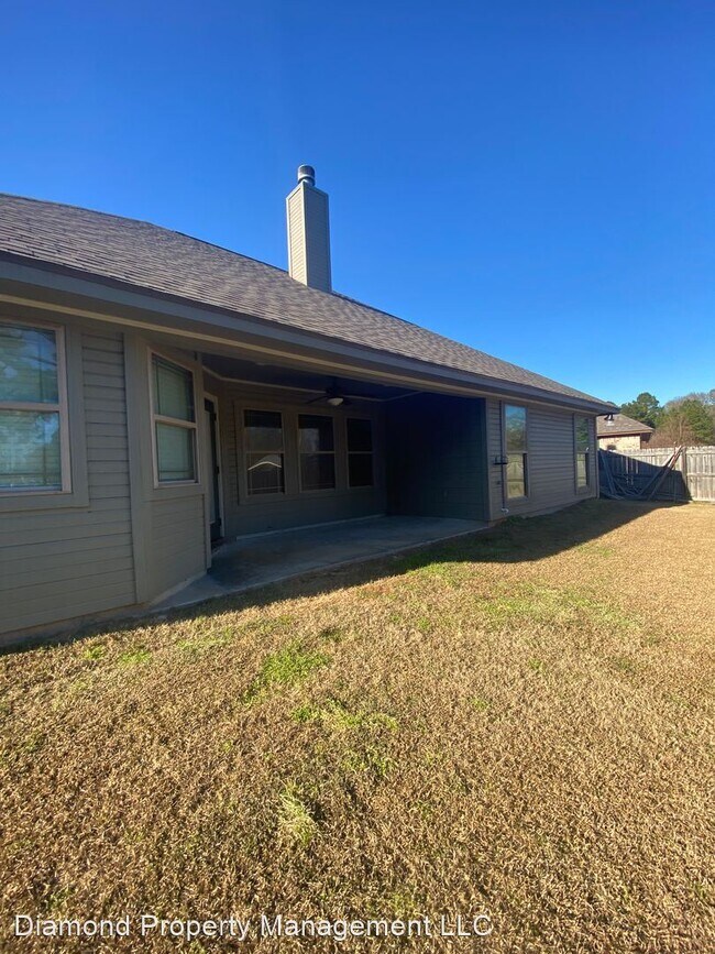 Foto del edificio - 3 br, 2 bath House - 139 Lola Circle