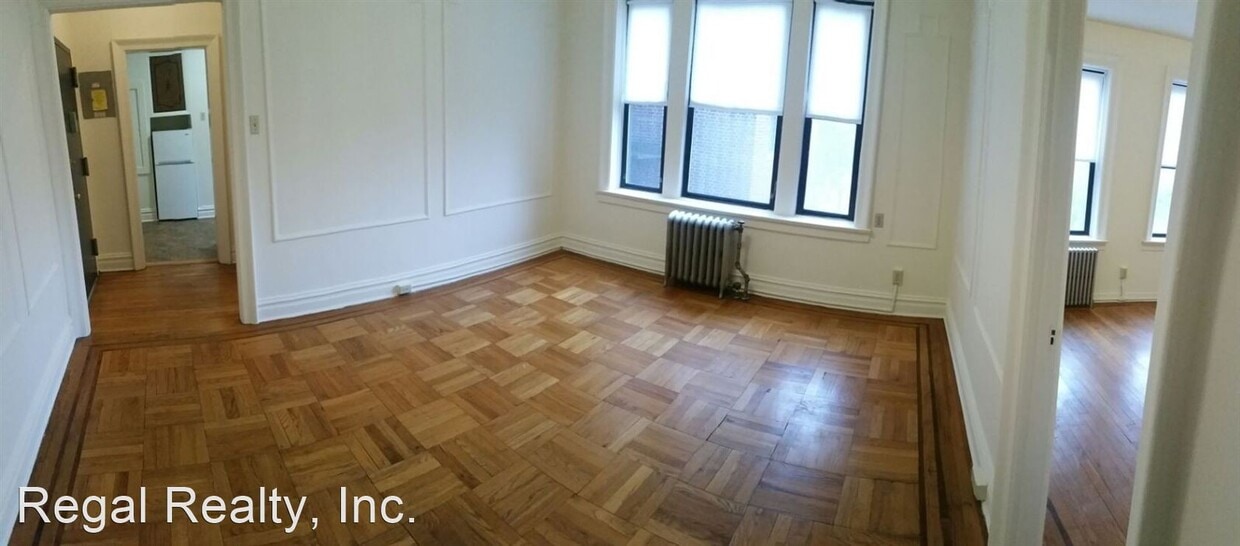 Primary Photo - 5 Pangborn Pl