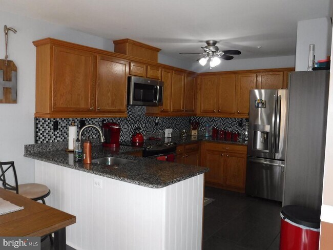 Building Photo - 11820 Edmont Pl