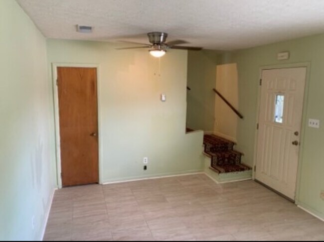 Foto del edificio - 1703 Ridge St