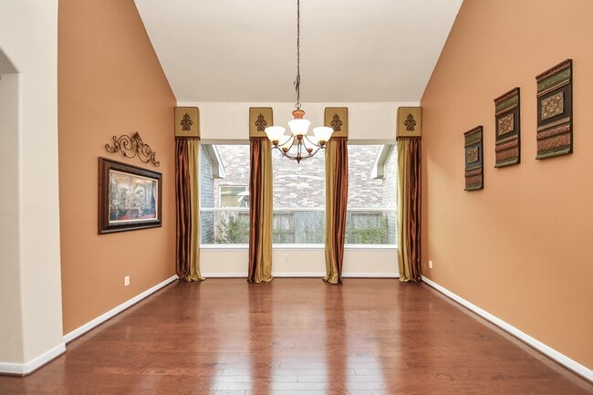 Building Photo - 5623 Maverick Bend Lane