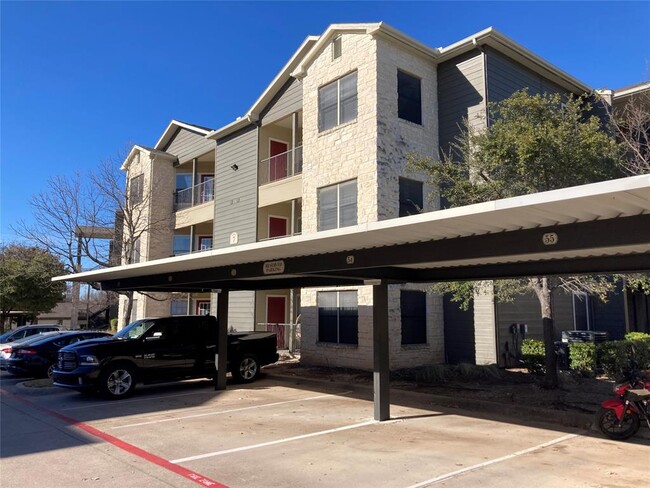 Building Photo - 2320 Gracy Farms Ln
