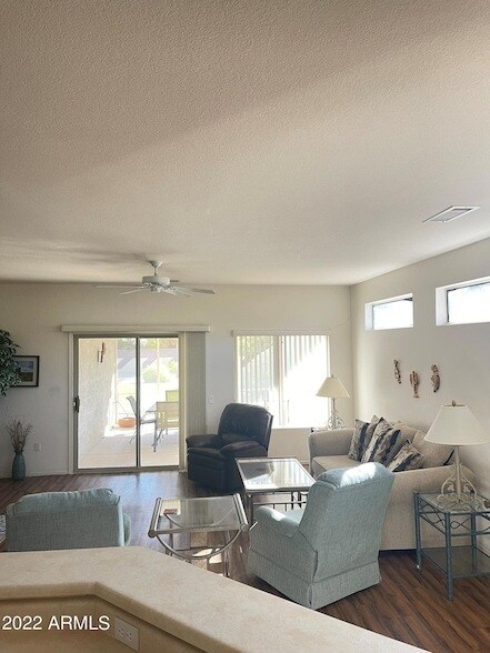 Foto del edificio - 16344 W Crater Ln