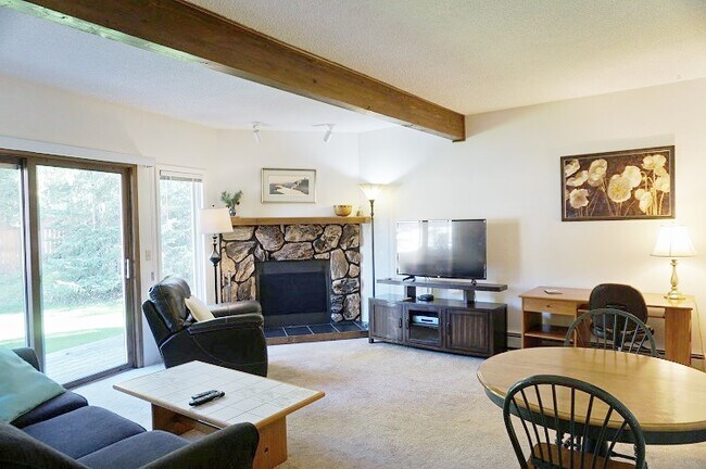 Foto del edificio - 4810 Mills Dr