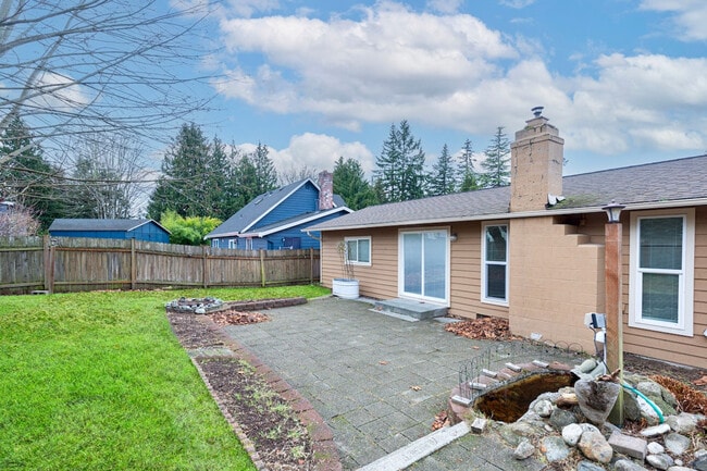Building Photo - 629 212th St SW