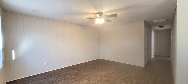 Foto del edificio - 304 4th St