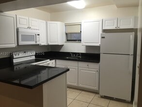Building Photo - 8290 Lake Dr