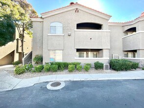 Building Photo - 5525 W Flamingo Rd