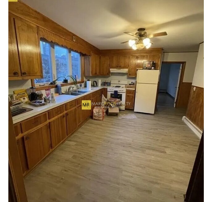 Foto principal - 161 Otis St