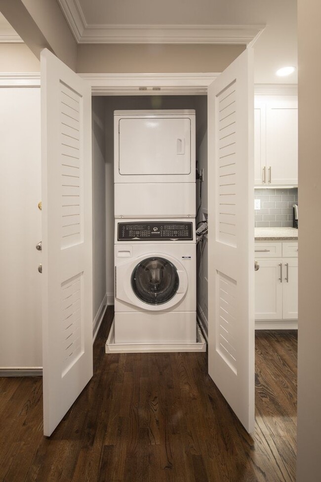 Interior Photo - Westwood Manor: In-Unit Washer & Dryer, Co...