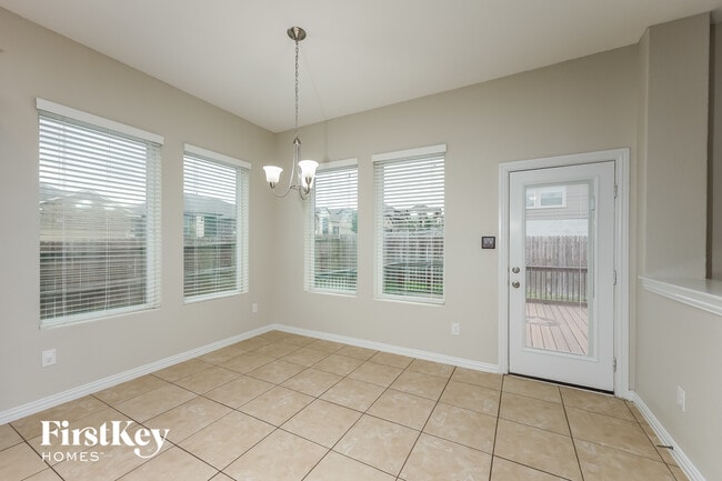 Foto del edificio - 535 Blocker Ranch