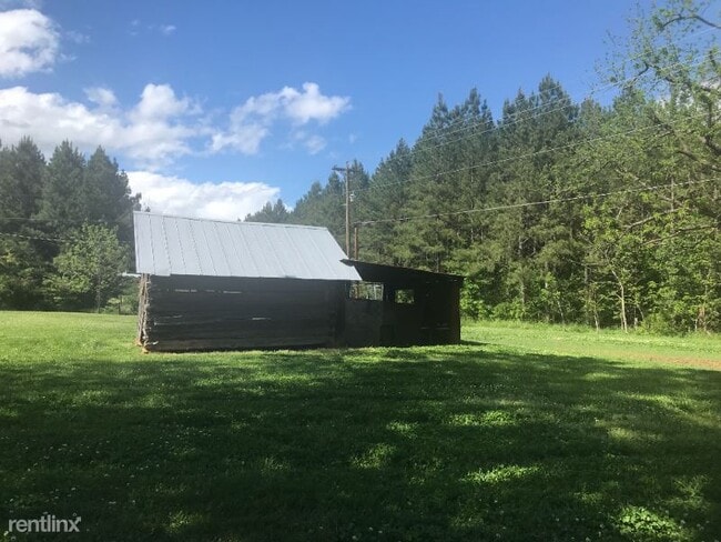 Building Photo - 4518 Hickory Nut Ridge Rd