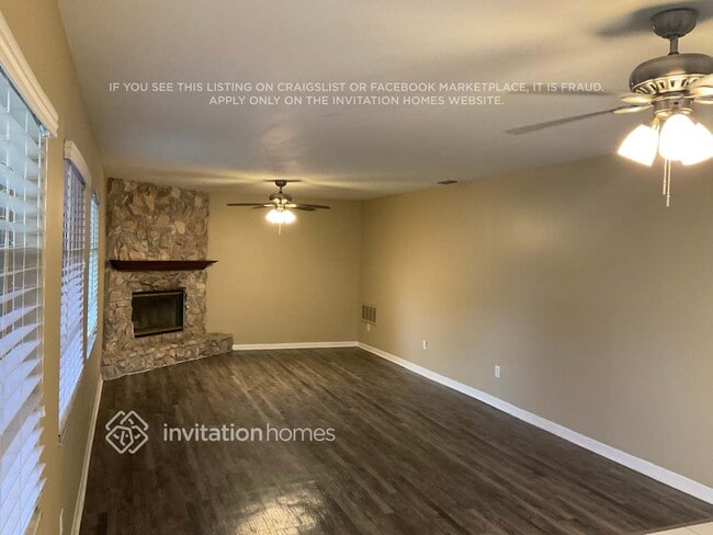 Foto del edificio - 11006 62nd St N