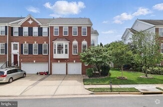 Building Photo - 15041 Clementine Way