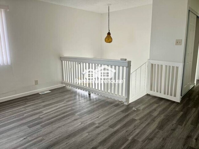 Foto del edificio - Move in Ready - Freshly Remodeled 4BD/2BA Home w/ Garage and Large Yard - Section 8 accepted