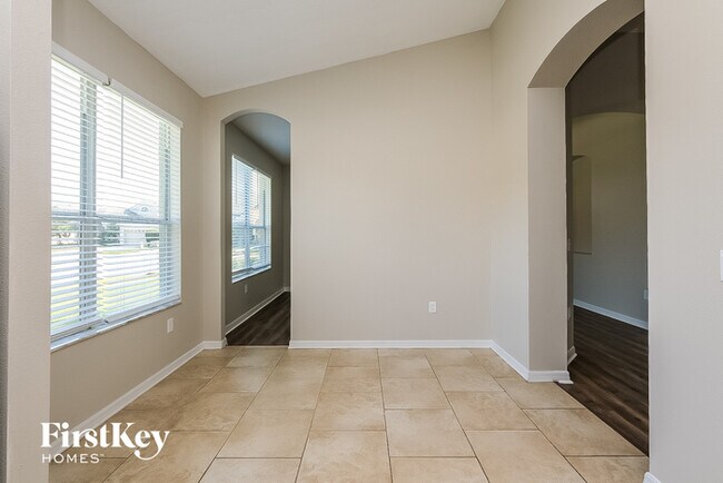 Building Photo - 4609 Gateway Blvd