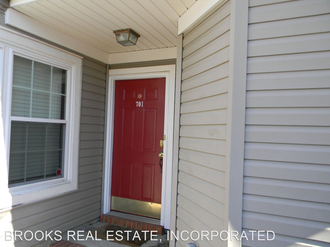 Primary Photo - 2 br, 2 bath House - 701 Queens Path