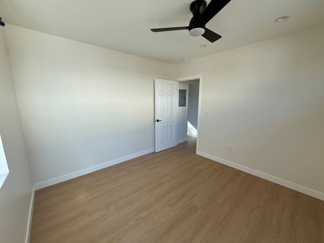 Building Photo - 1044 Martin Luther King Jr Ave