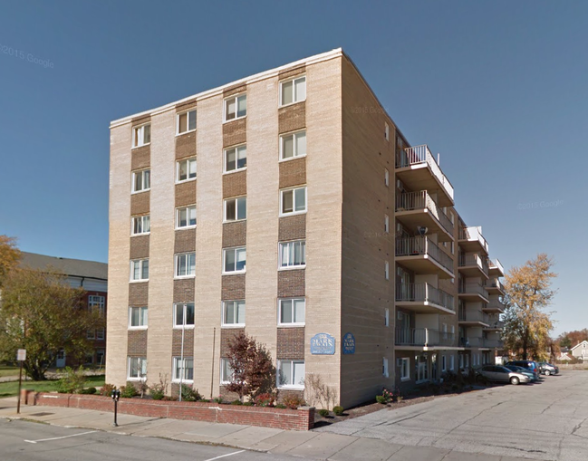 Foto del edificio - 17920 Detroit Ave