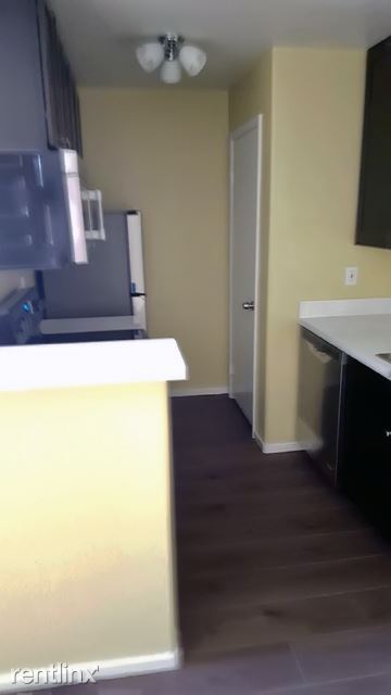 Foto del edificio - 5211 Lindell Rd