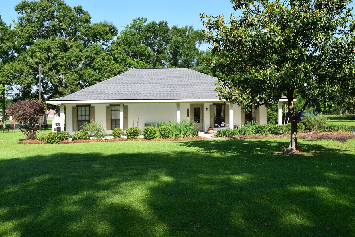 12359 Allison Dr, Geismar, LA 70734 House Rental in Geismar, LA