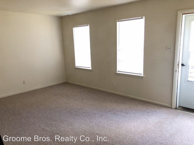 3 br, 1.5 bath House - 219 Cornett Street - Alquileres en Highland