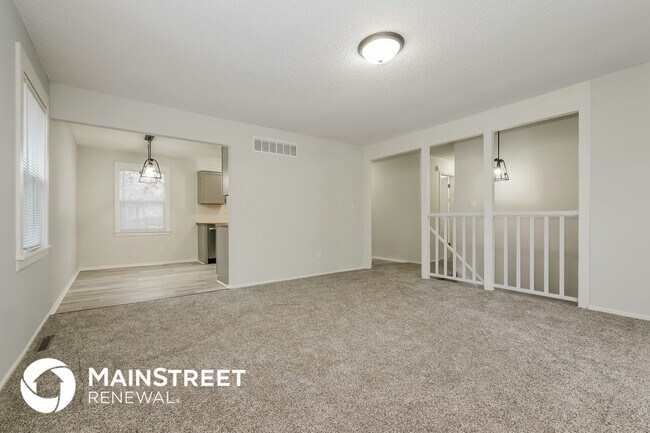 Foto del edificio - 20308 E 17th St N