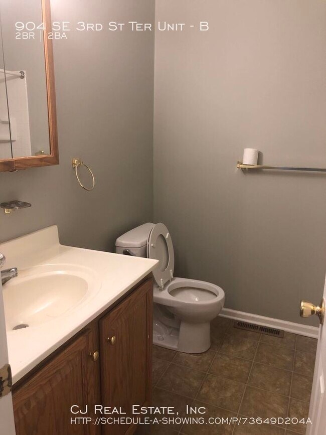 Foto del edificio - 904 SE 3rd St Ter