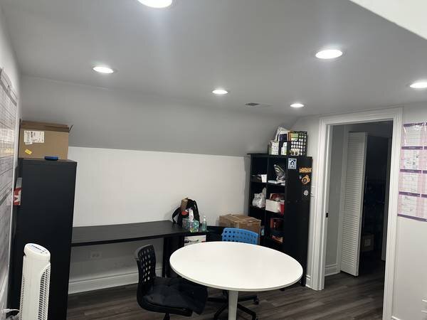 Foto del edificio - 2501 S Whipple St