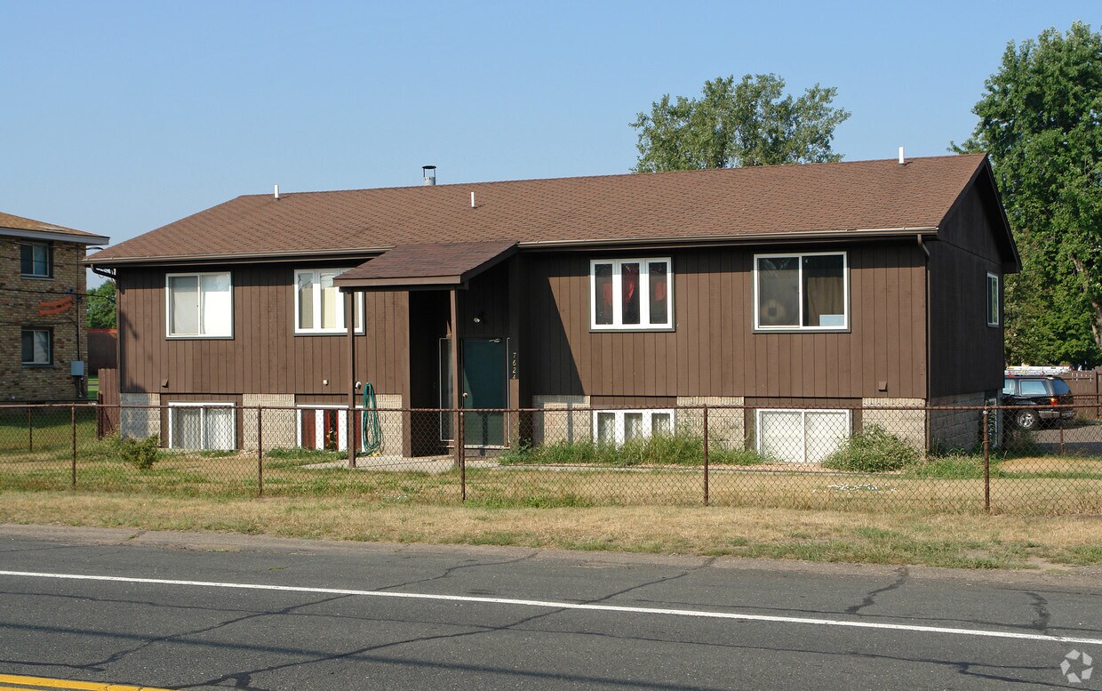 Building Photo - 7624 Edgewood Dr