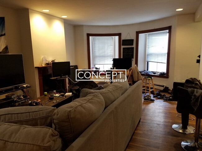 Foto del edificio - 486 Massachusetts Ave