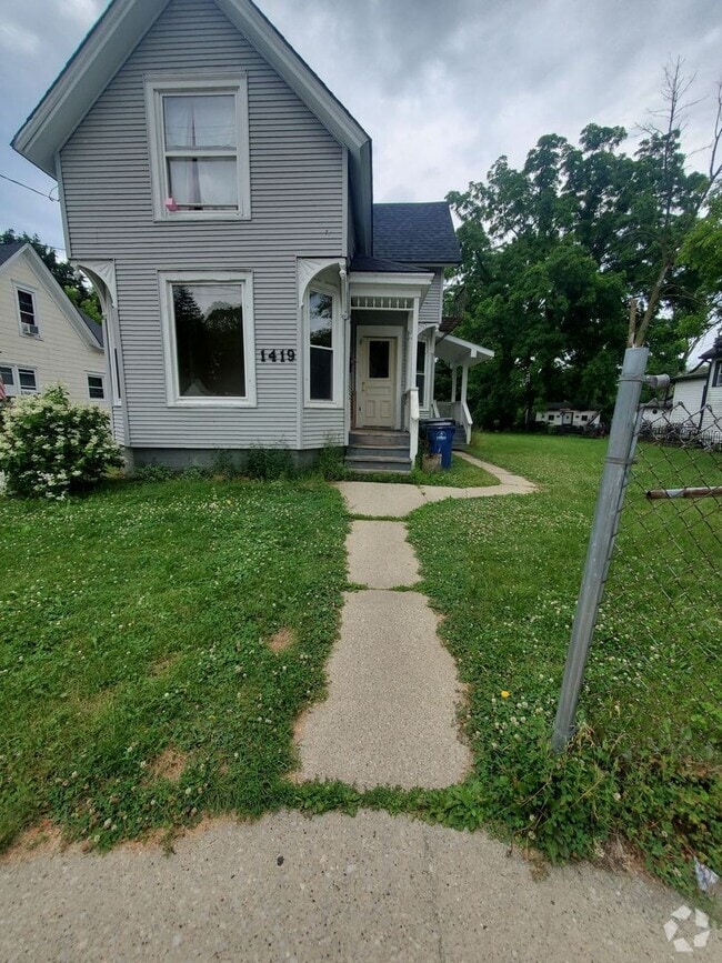 Building Photo - 1419 Geneva St