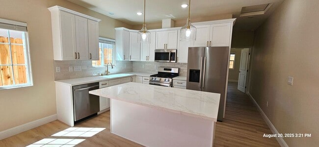 Building Photo - Beautiful Brand New ADU Near Marian Hospit...