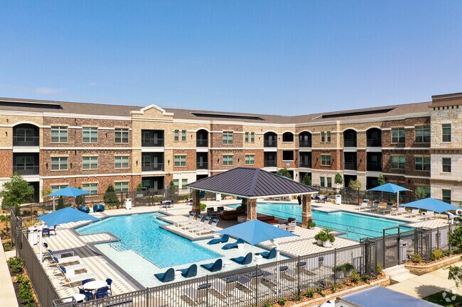 Building Photo - Brea Frisco