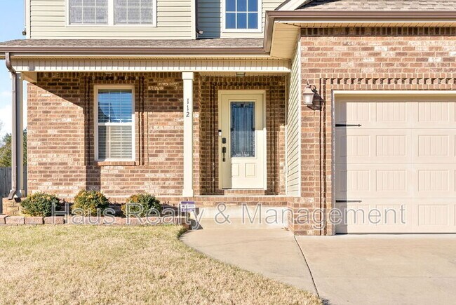 Building Photo - 112 Sycamore Hill Dr