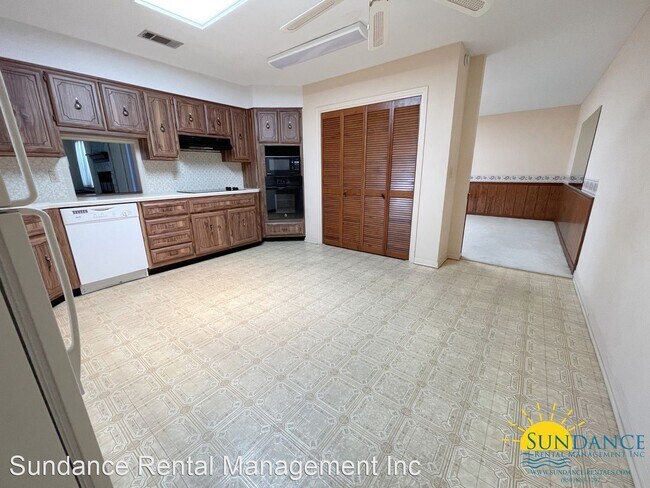 Building Photo - 2 br, 2 bath House - 935 Holbrook Circle