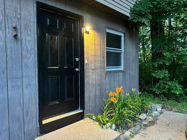 Foto del edificio - 4167 W Ridge Rd