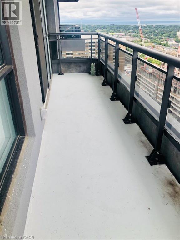 Building Photo - 286 Main St