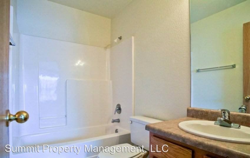 Building Photo - 741 W Beck Dr