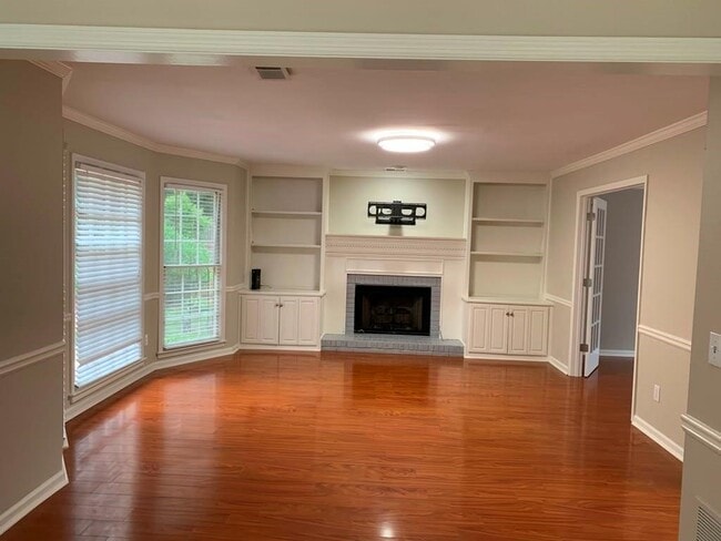 Foto del edificio - 3014 Eglantine Ct