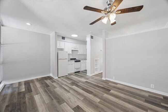 Foto del edificio - 1901 Whitney St