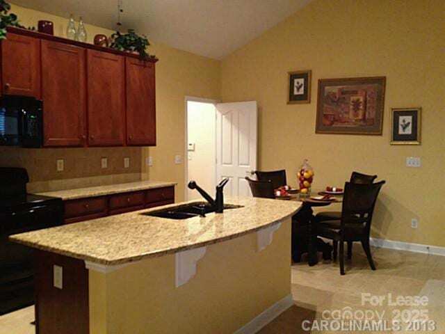 Building Photo - 9806 Sky Vista Dr