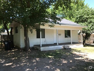 Building Photo - 1340 E Whittaker St