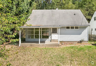 Building Photo - 717 Jefferson Rd