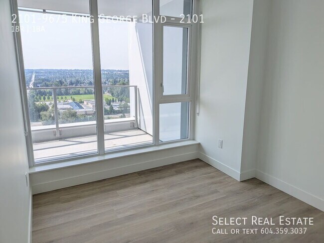 Photo du bâtiment - 9675-9675 King George Blvd