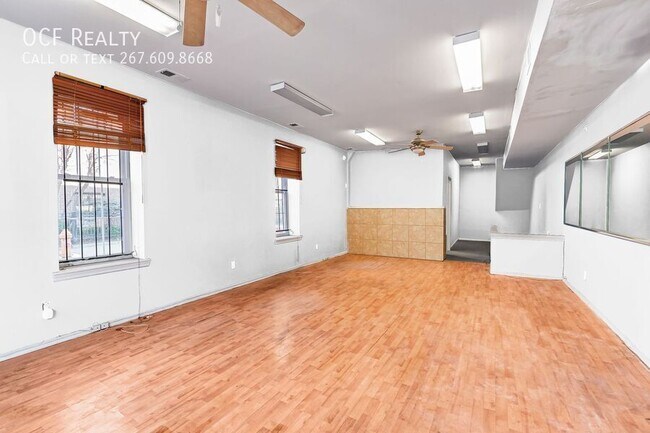 Building Photo - 617 S 18th St